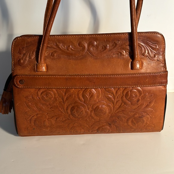 Vintage Embossed Leather Bag - Picture 2 of 10
